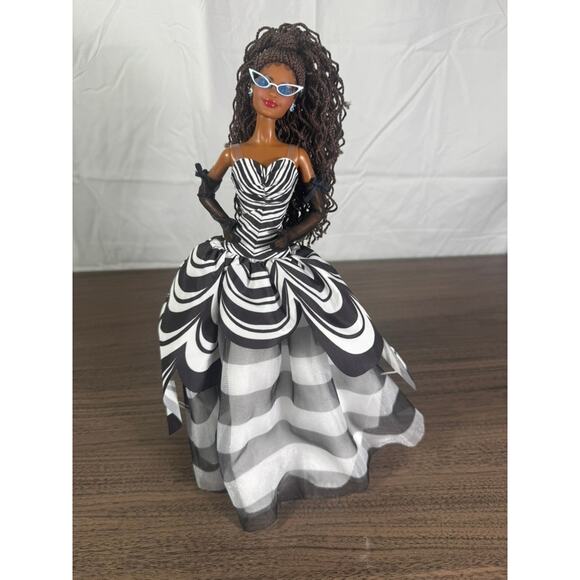 Barbie Signature Black & White Collection Doll Zebra Stripe Gown, Curly hair - Picture 1 of 4